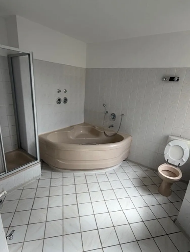 2 Zimmer Wohnung mit 60 m² in Halle (Saale) – Bild 4