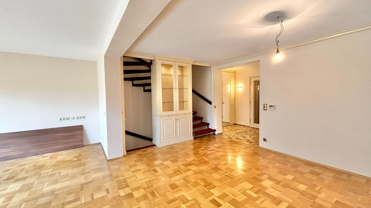 5 Zimmer Haus mit 149 m² in Wiesbaden – Bild 6