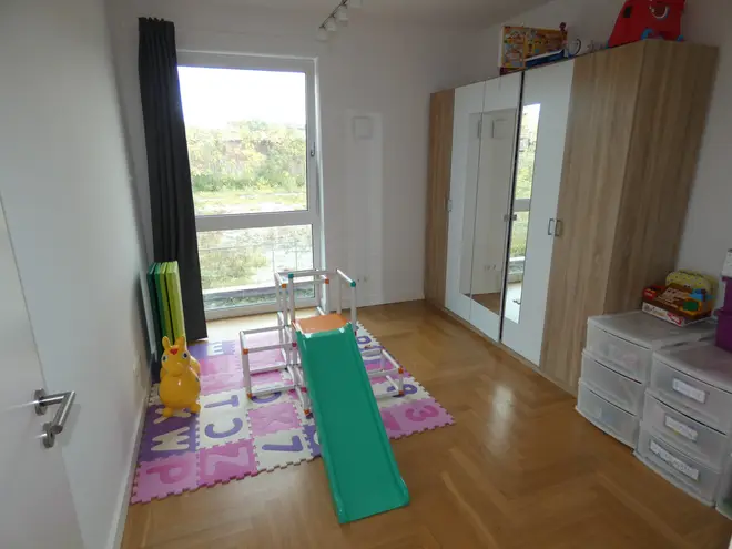 3 Zimmer Wohnung mit 93 m² in Düsseldorf – Bild 7