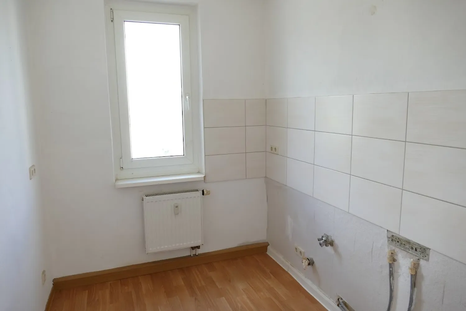 4 Zimmer Wohnung mit 75 m² in Naumburg (Saale) – Bild 4