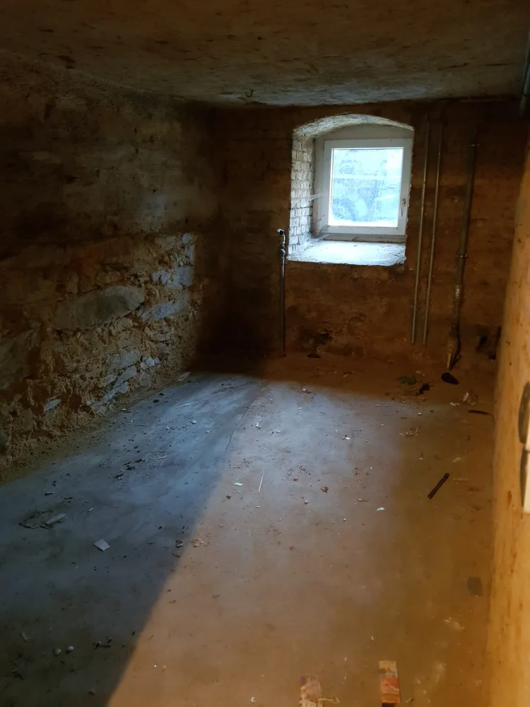 6 Zimmer Wohnung mit 140 m² in Plauen – Bild 2