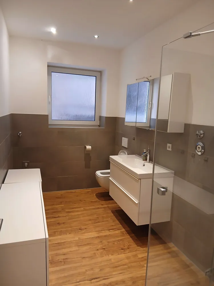4 Zimmer Wohnung mit 77 m² in Stuttgart – Bild 1