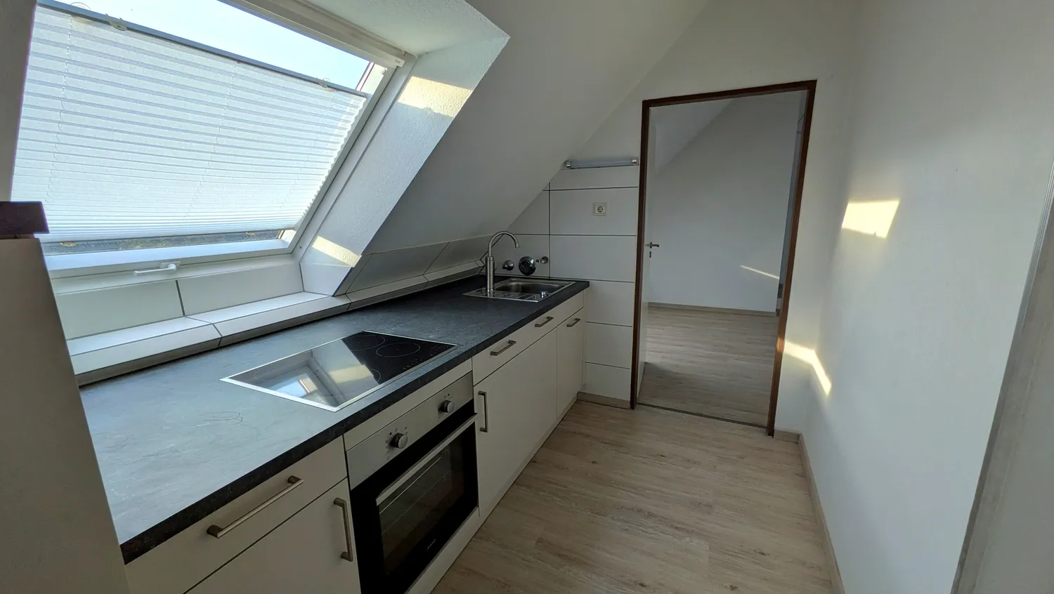 1 room apartment with 40 m² in Essen – Photo 3