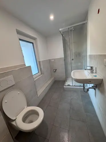 3 Zimmer Wohnung mit 95 m² in Mannheim – Bild 2