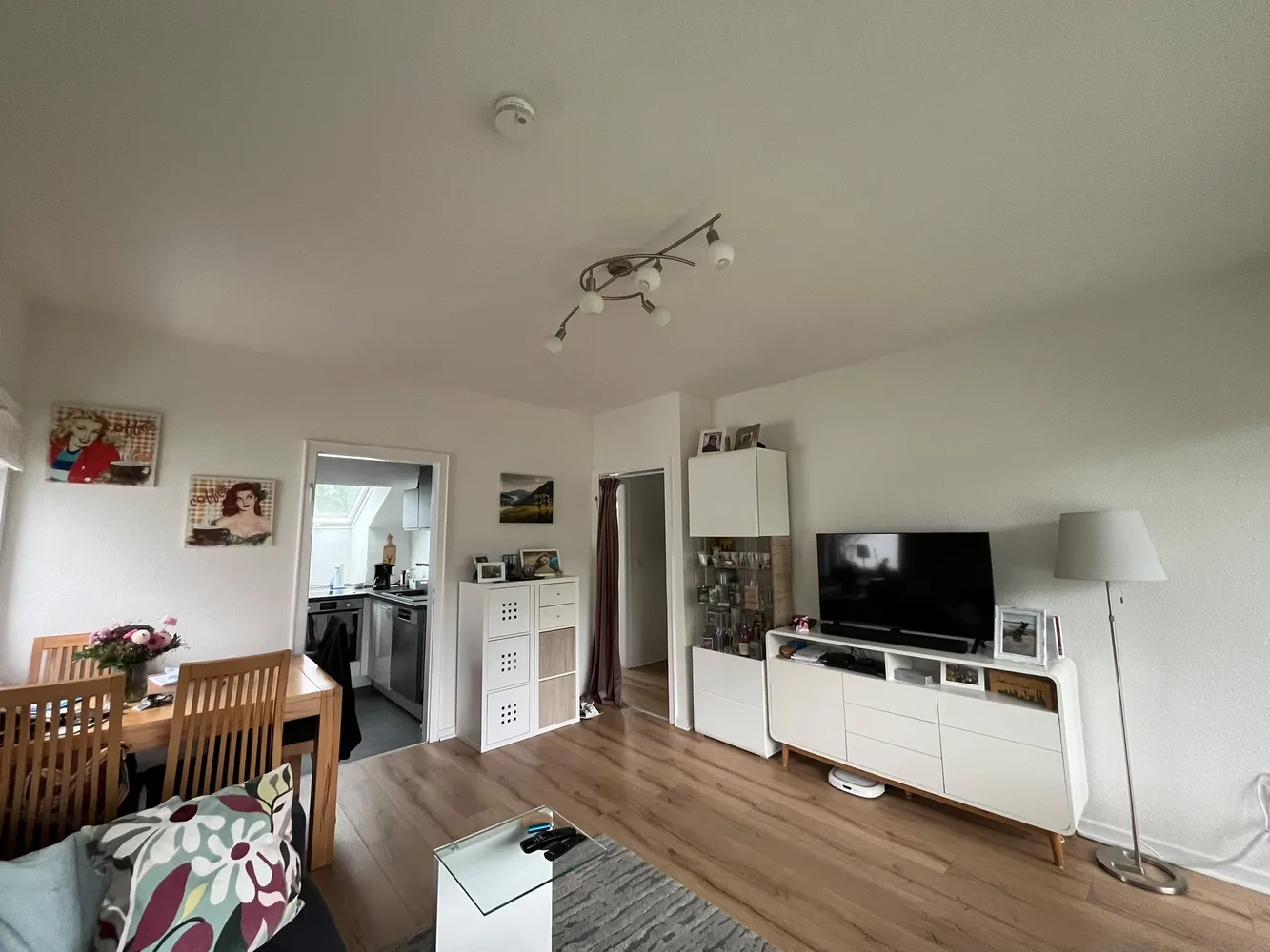 2 Zimmer Wohnung mit 44 m² in Neuss – Bild 4