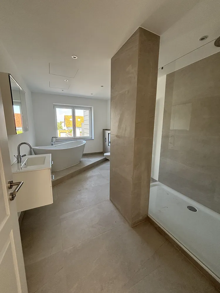 4 Zimmer Wohnung mit 165 m² in Hannover – Bild 3