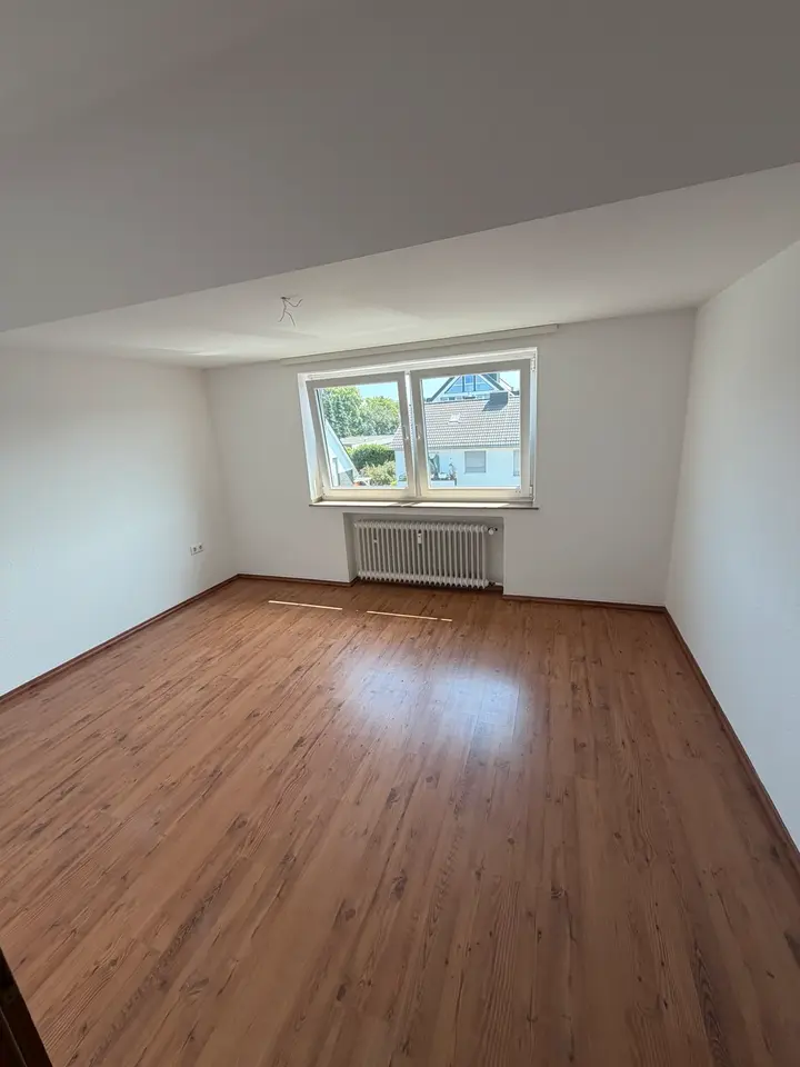 4 Zimmer Wohnung mit 124 m² in Ratingen – Bild 2