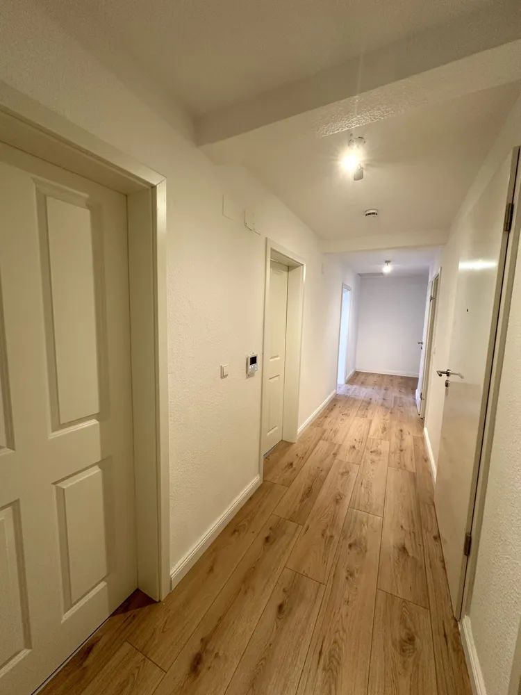 5 Zimmer Wohnung mit 92 m² in Karlsruhe – Bild 7