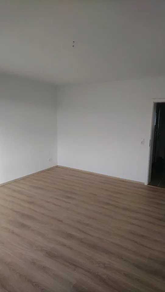 2 Zimmer Wohnung mit 80 m² in Wuppertal – Bild 3