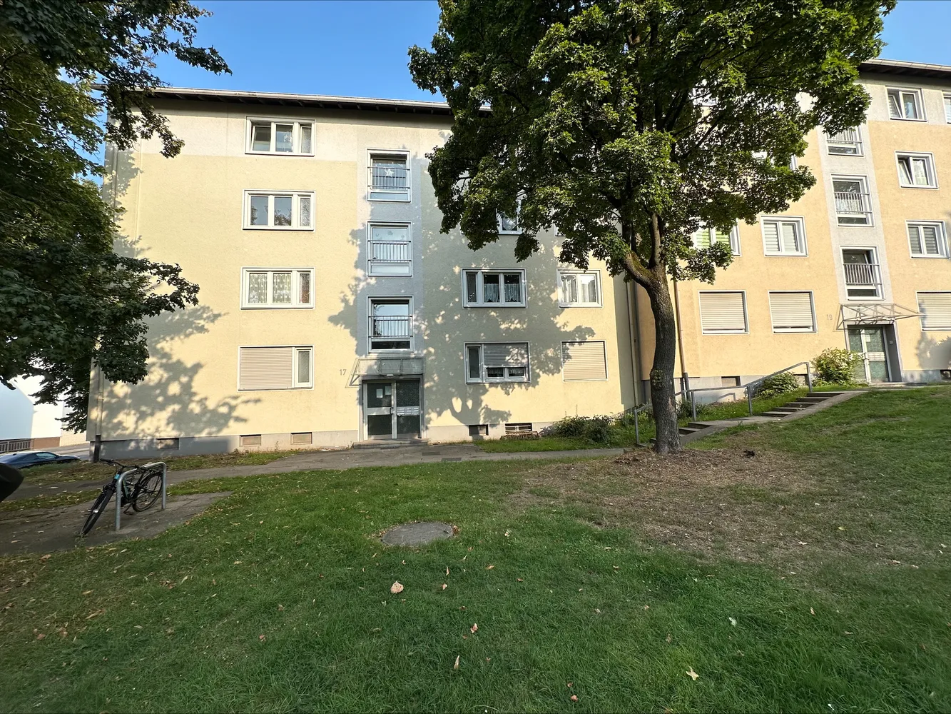 3 Zimmer Wohnung mit 71 m² in Leverkusen – Bild 1