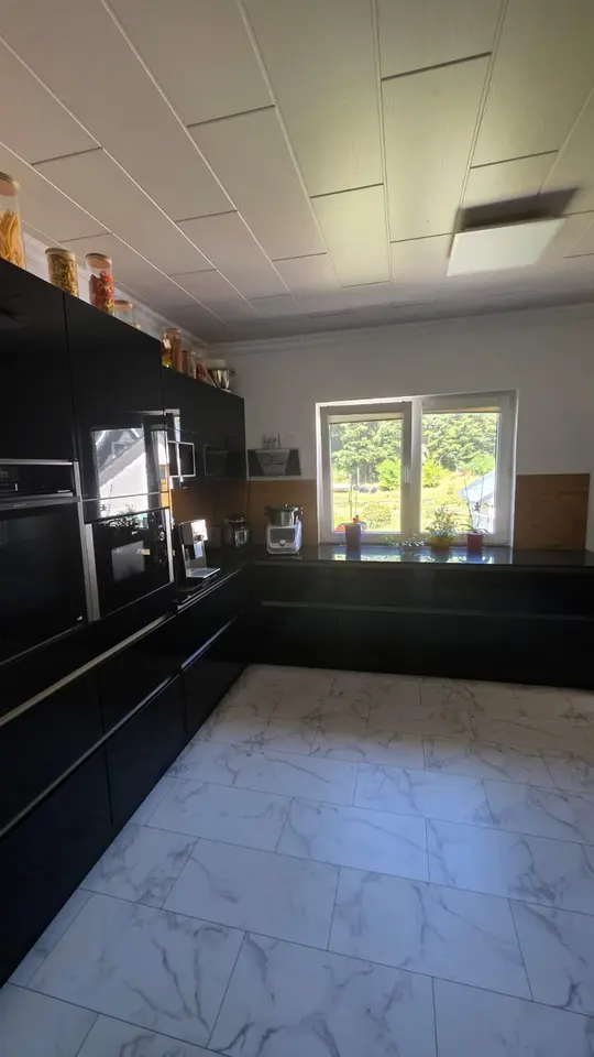10 Zimmer Haus mit 200 m² in Suhl – Bild 2