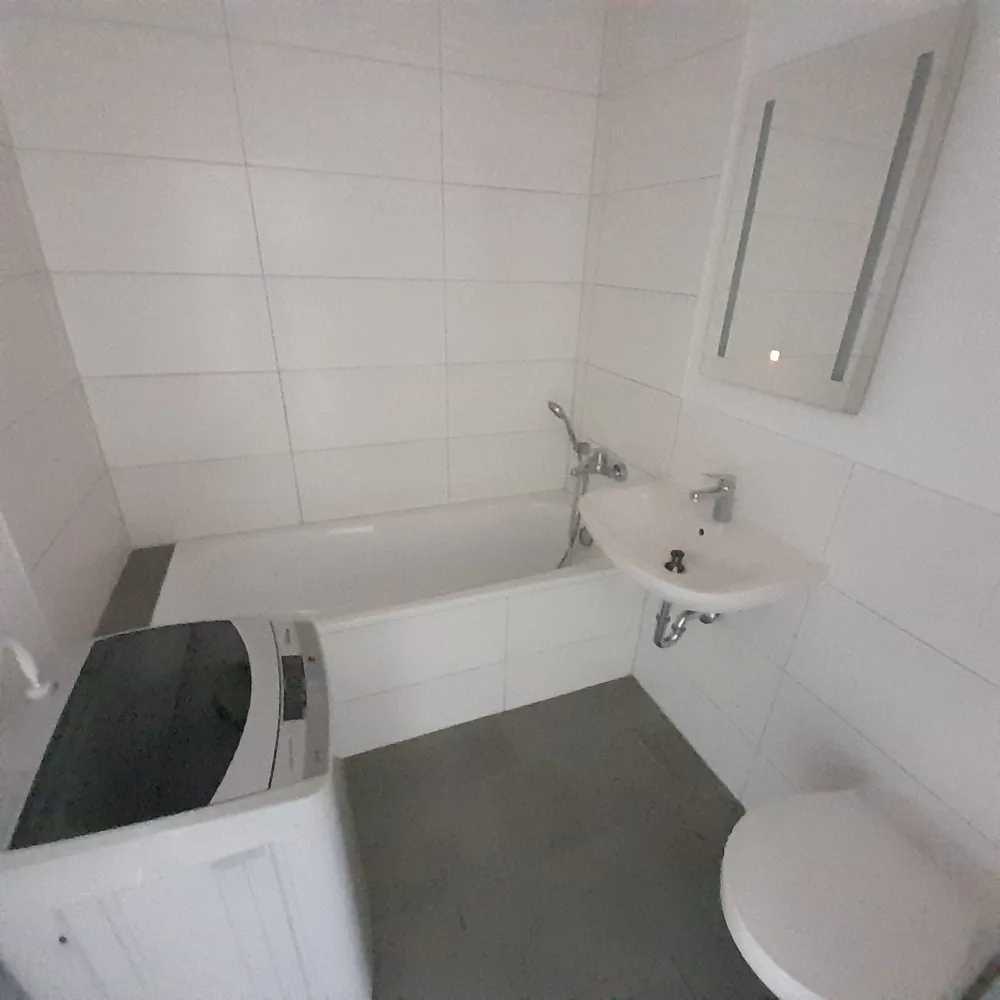 2 Zimmer Wohnung mit 57 m² in Halle (Saale) – Bild 8