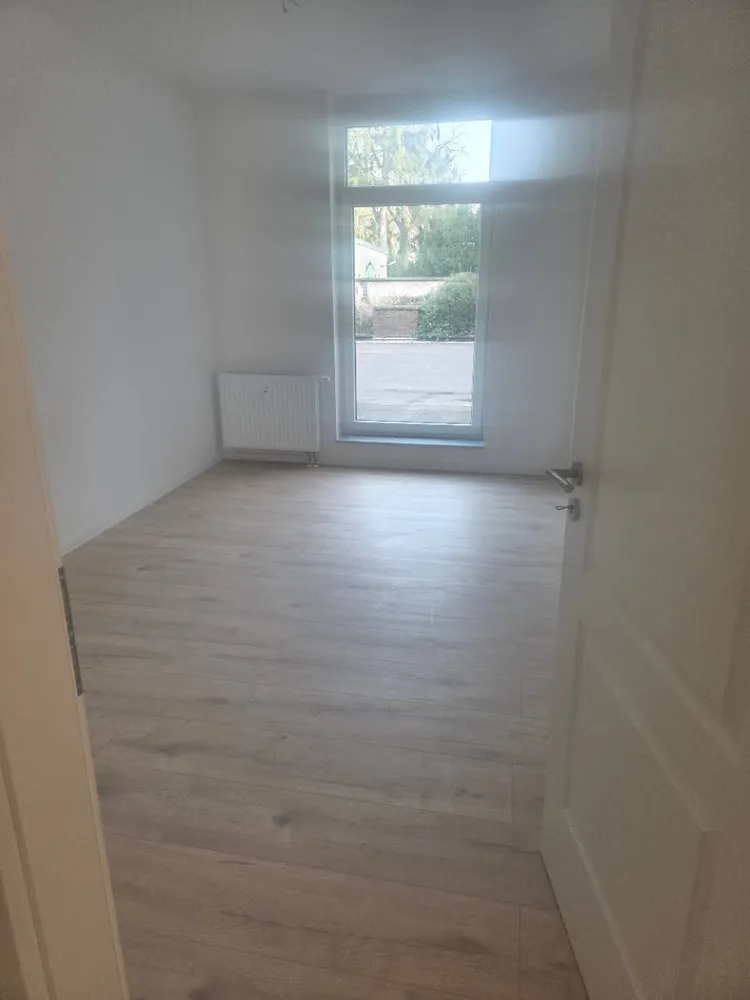 3 Zimmer Wohnung mit 87 m² in Düsseldorf – Bild 4