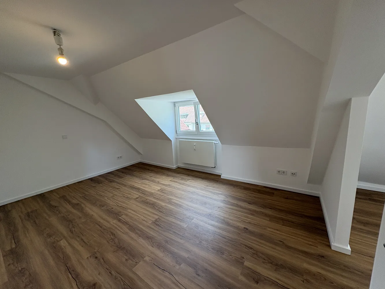 2 Zimmer Wohnung mit 106 m² in München – Bild 9