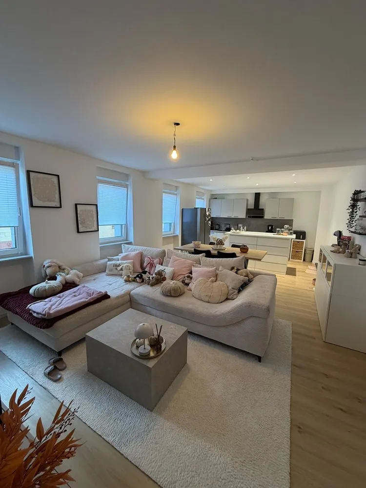 4 Zimmer Wohnung mit 112 m² in Saarbrücken – Bild 2