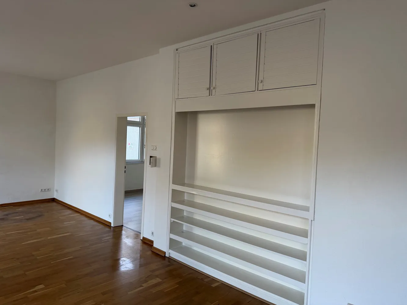 2 Zimmer Wohnung mit 75 m² in Essen – Bild 2