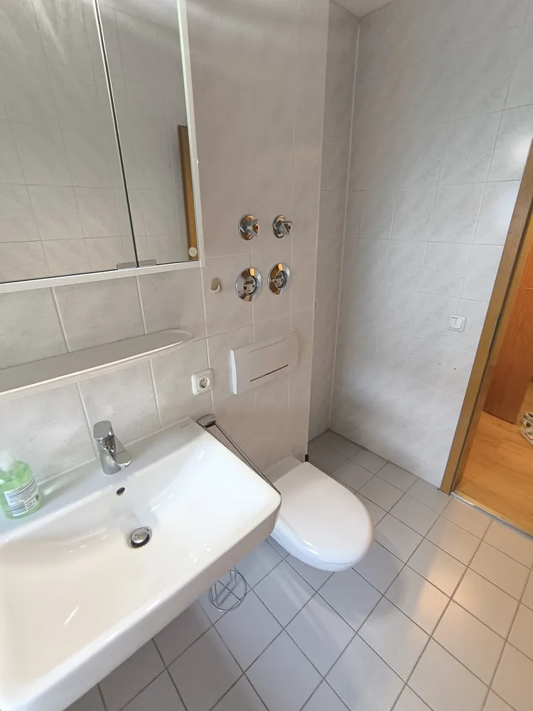 1 room apartment with 30 m² in Augsburg – Photo 9