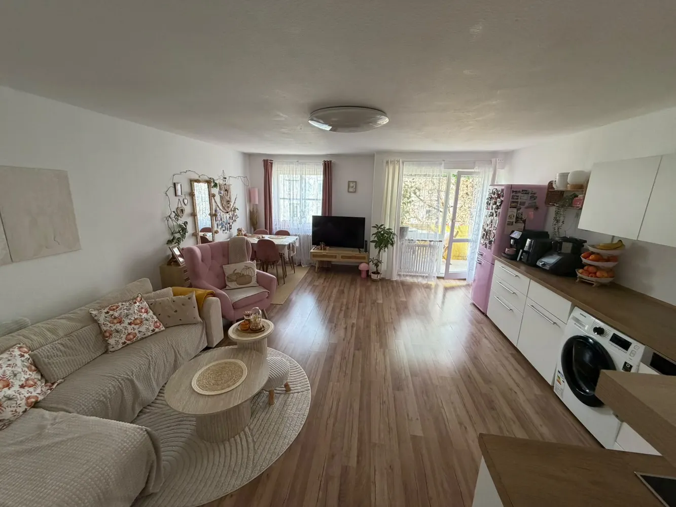 2 Zimmer Wohnung mit 52 m² in Karlsruhe – Bild 3