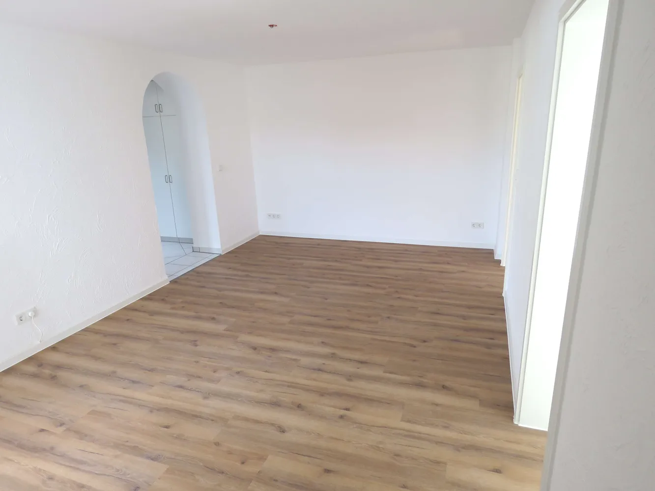 3 Zimmer Wohnung mit 85 m² in Bergisch Gladbach – Bild 2