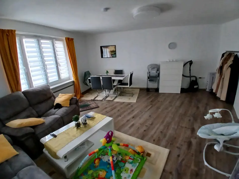 3 Zimmer Wohnung mit 77 m² in Essen – Bild 2
