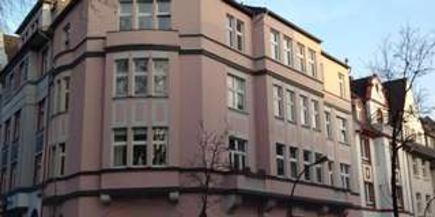 3 room apartment with 80 m² in Düsseldorf – Photo 2