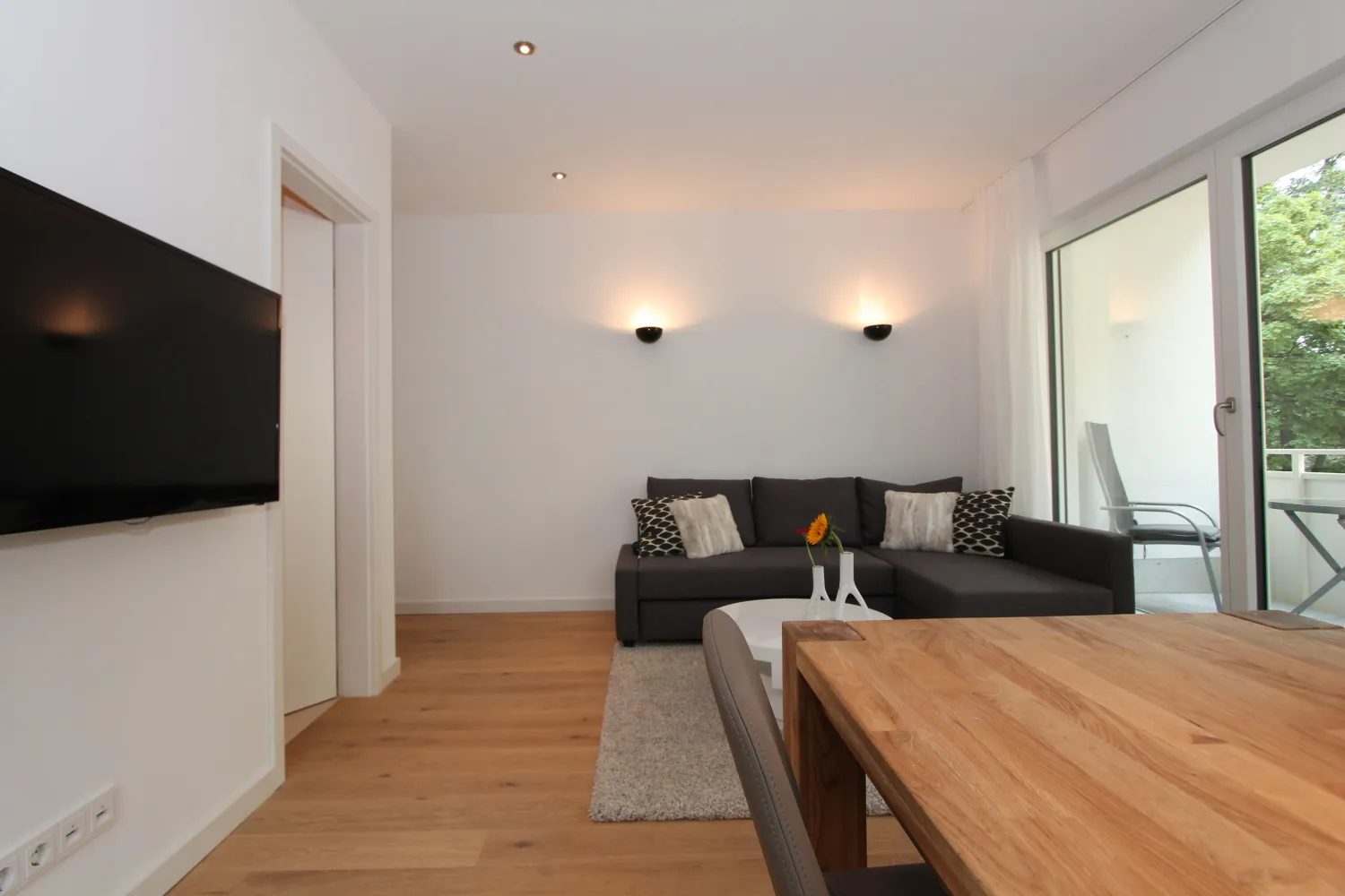 2 Zimmer Wohnung mit 50 m² in München – Bild 2