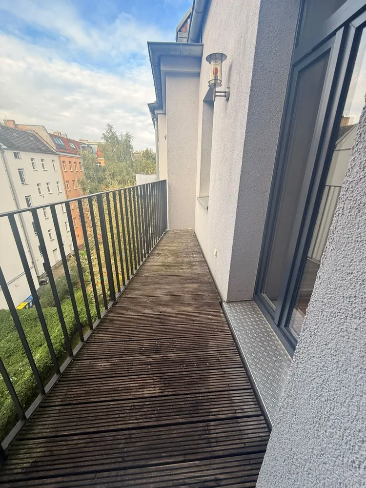 2 Zimmer Wohnung mit 66 m² in Berlin – Bild 1
