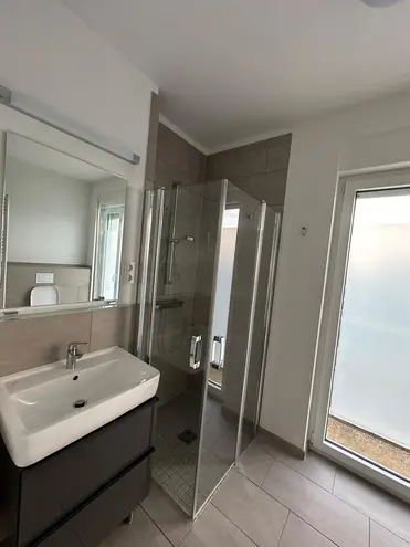 3 Zimmer Wohnung mit 90 m² in Frankfurt am Main – Bild 4