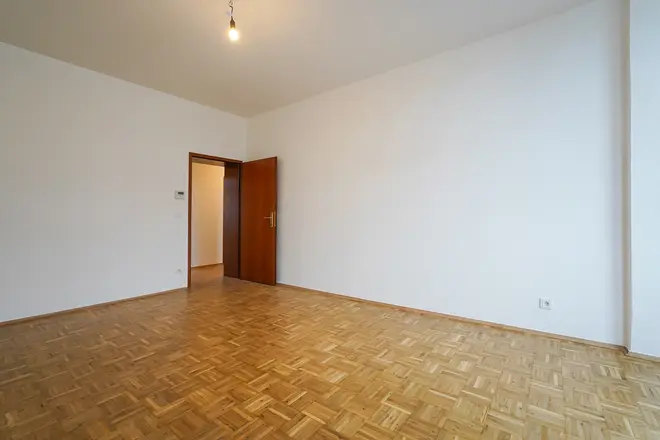 3 Zimmer Wohnung mit 76 m² in Düsseldorf – Bild 3