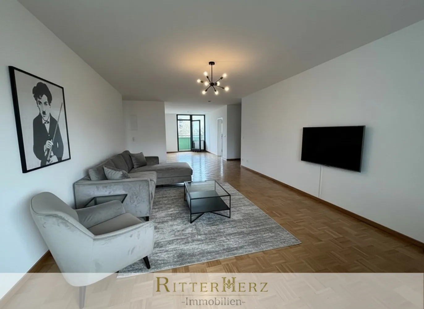 4 Zimmer Wohnung mit 95 m² in München – Bild 2
