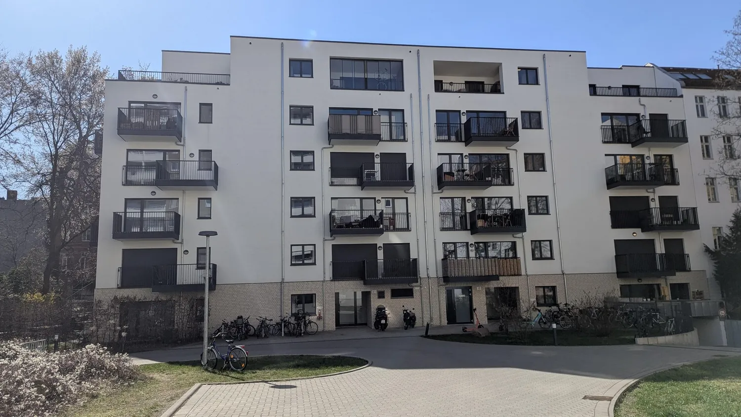 2 Zimmer Wohnung mit 56 m² in Berlin – Bild 1