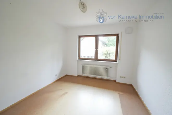 6 Zimmer Haus mit 213 m² in Erlangen – Bild 12