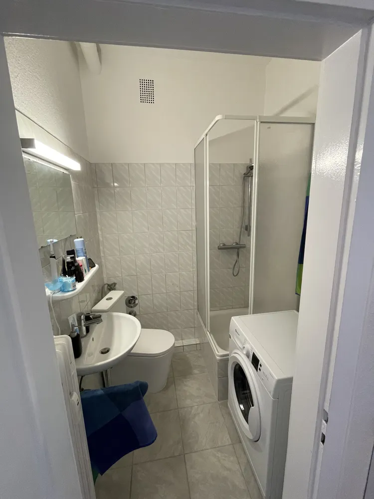 2 room apartment with 50 m² in Hanover – Photo 1