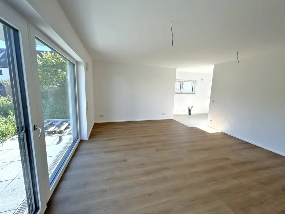 2 Zimmer Wohnung mit 65 m² in Hennef – Bild 2