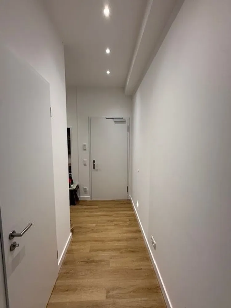 3 Zimmer Wohnung mit 93 m² in Hamburg – Bild 2