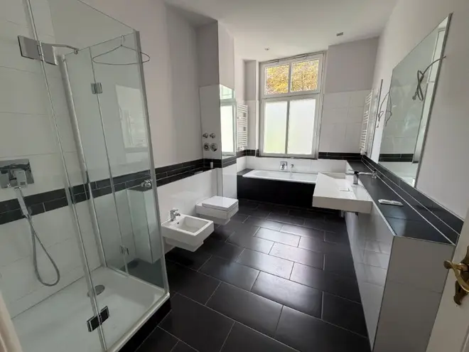 7 Zimmer Wohnung mit 248 m² in Berlin – Bild 5