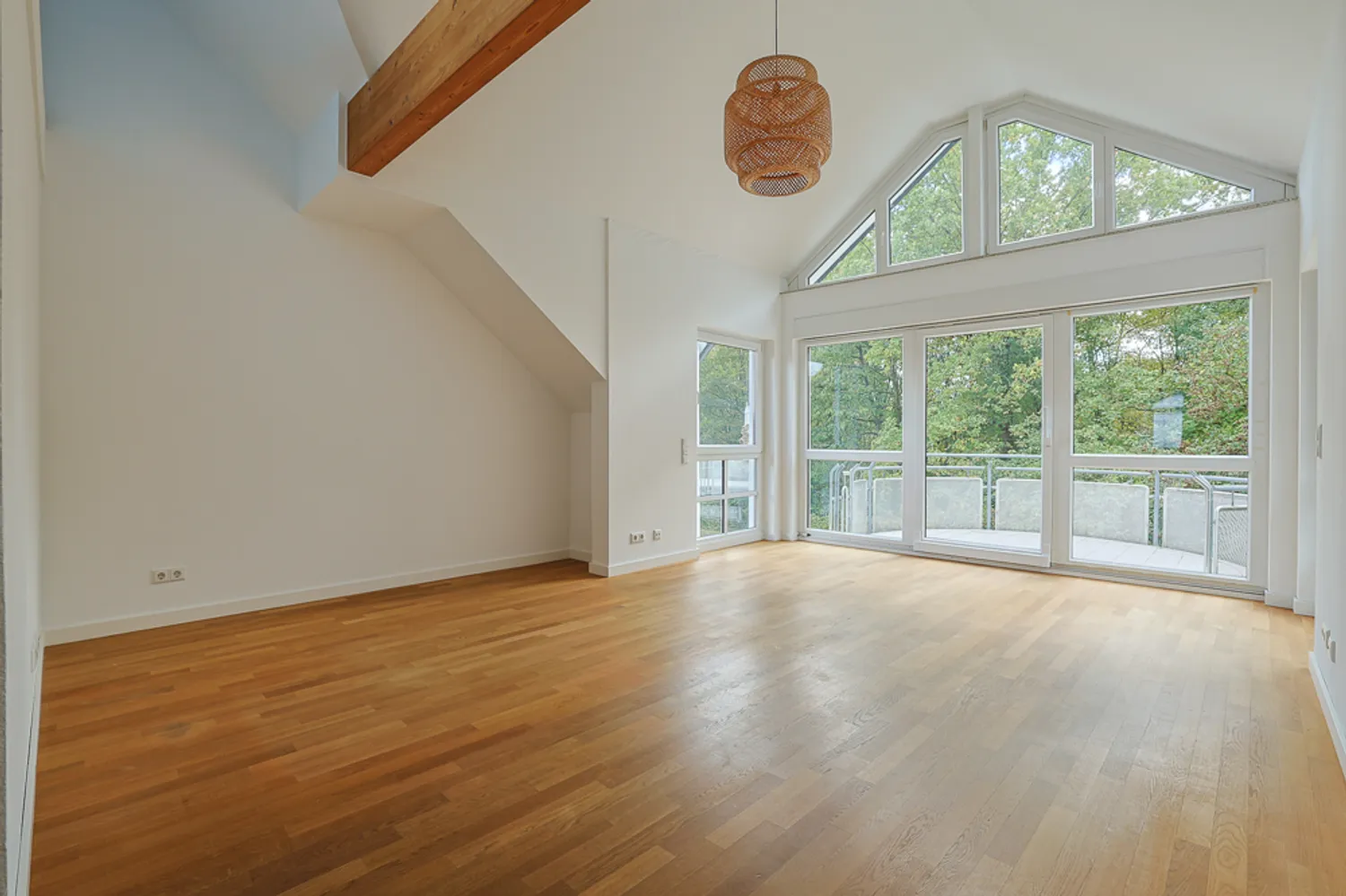 4 room apartment with 110 m² in Frankfurt am Main – Photo 2