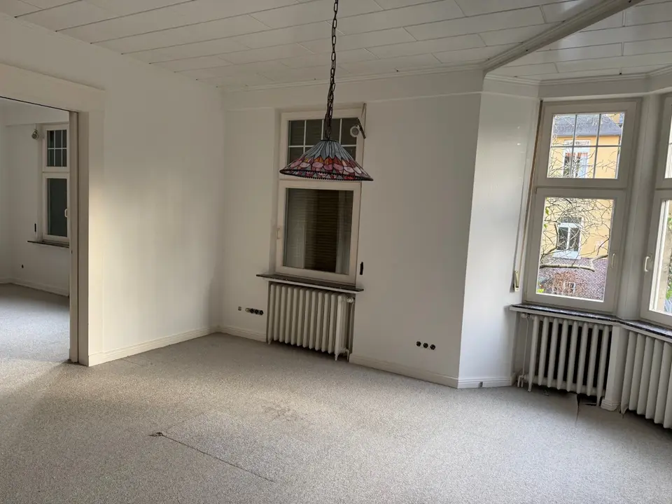 7 Zimmer Wohnung mit 220 m² in Oldenburg – Bild 1