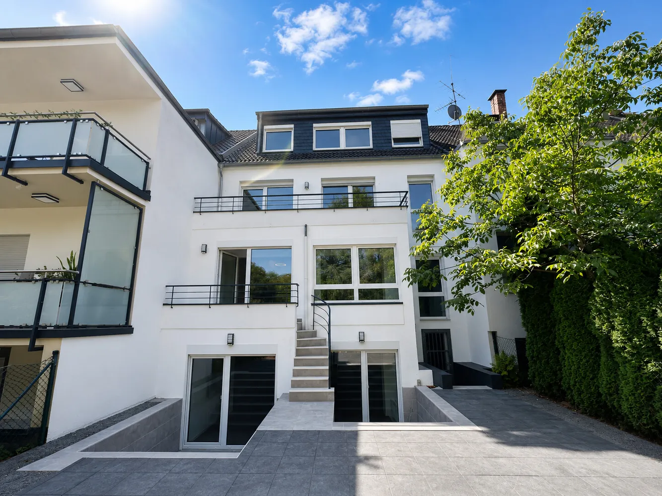 2 Zimmer Wohnung mit 80 m² in Düsseldorf – Bild 11