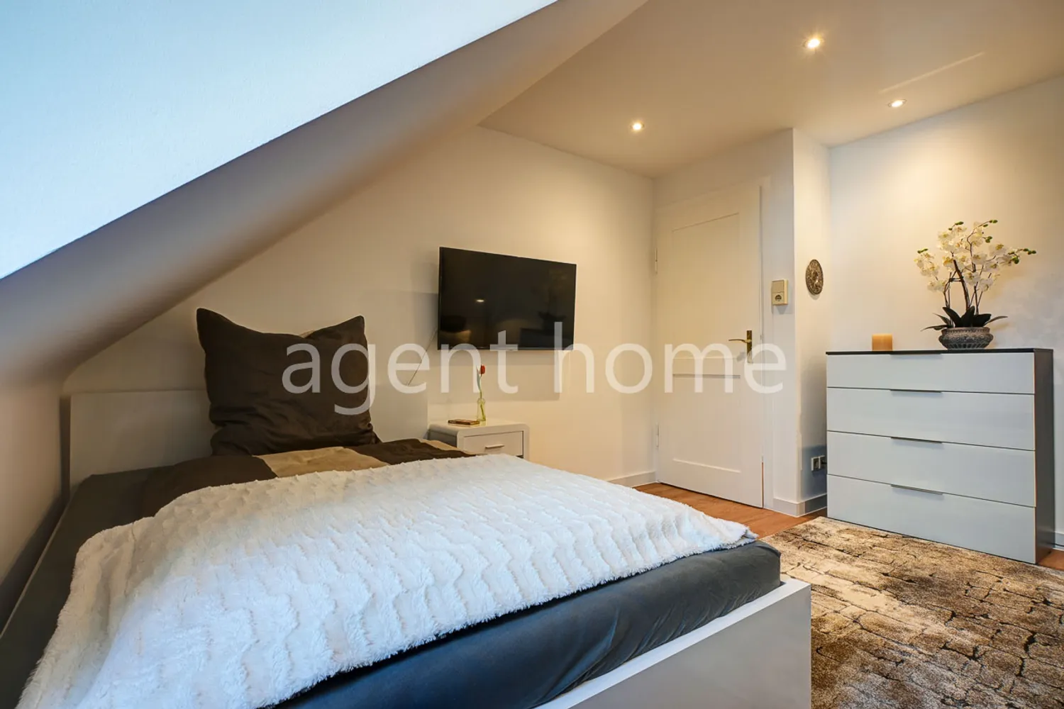 1 Zimmer Wohnung mit 35 m² in Stuttgart – Bild 8