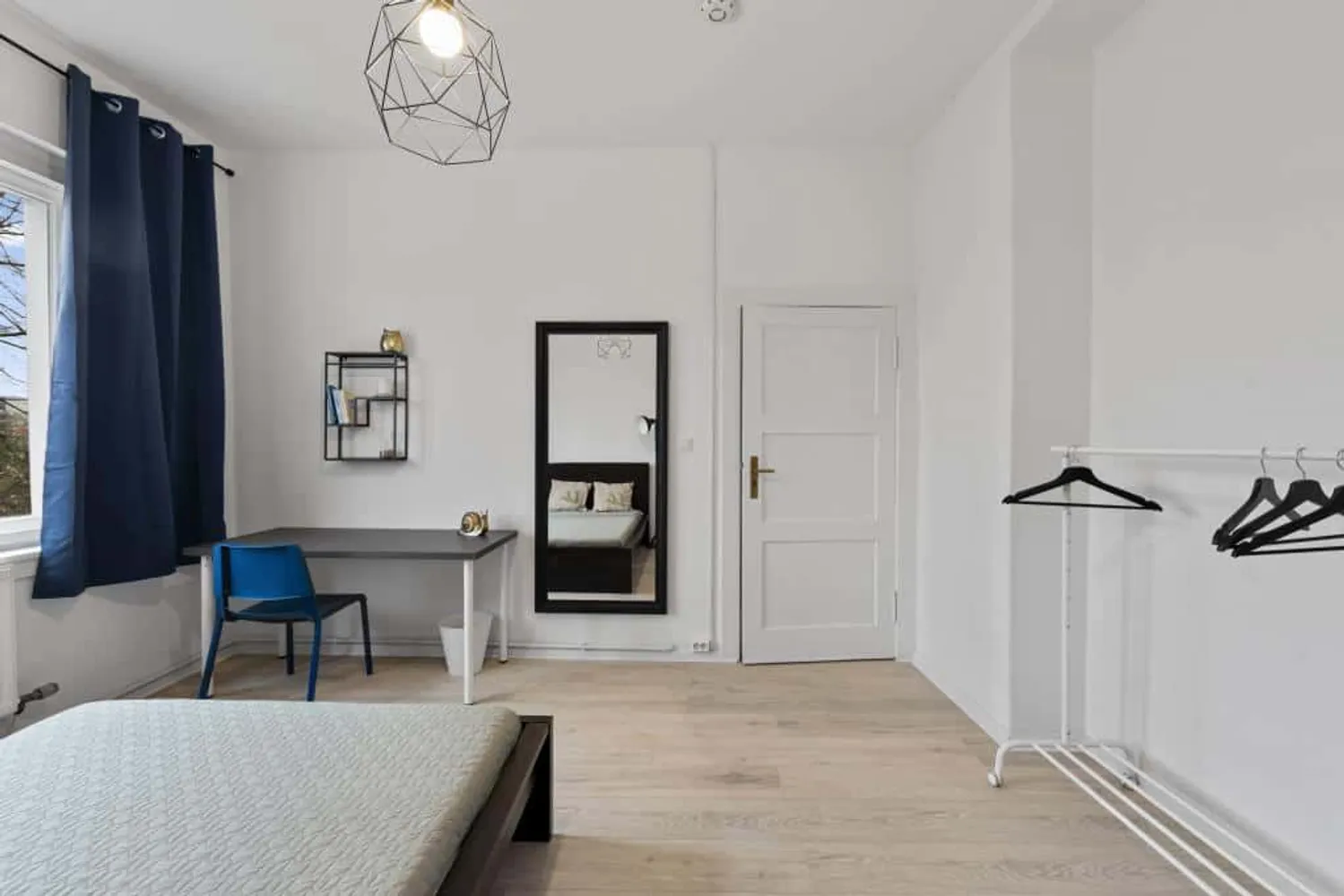 Shared room with 14 m² in Berlin – Photo 4