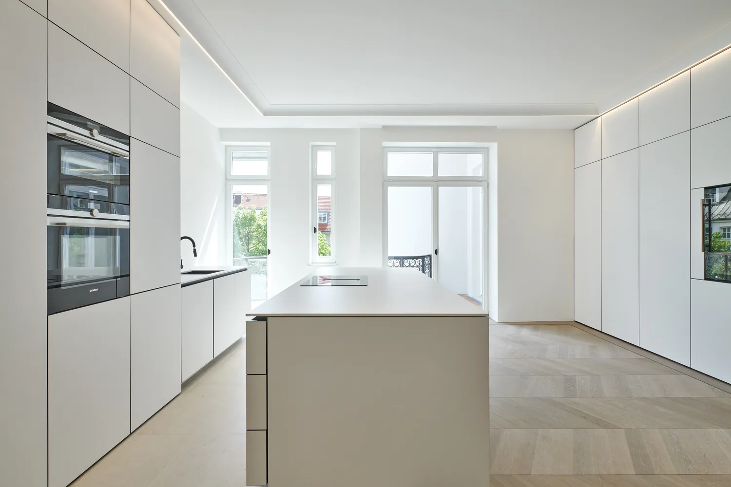 6 room apartment with 218 m² in Munich – Photo 9