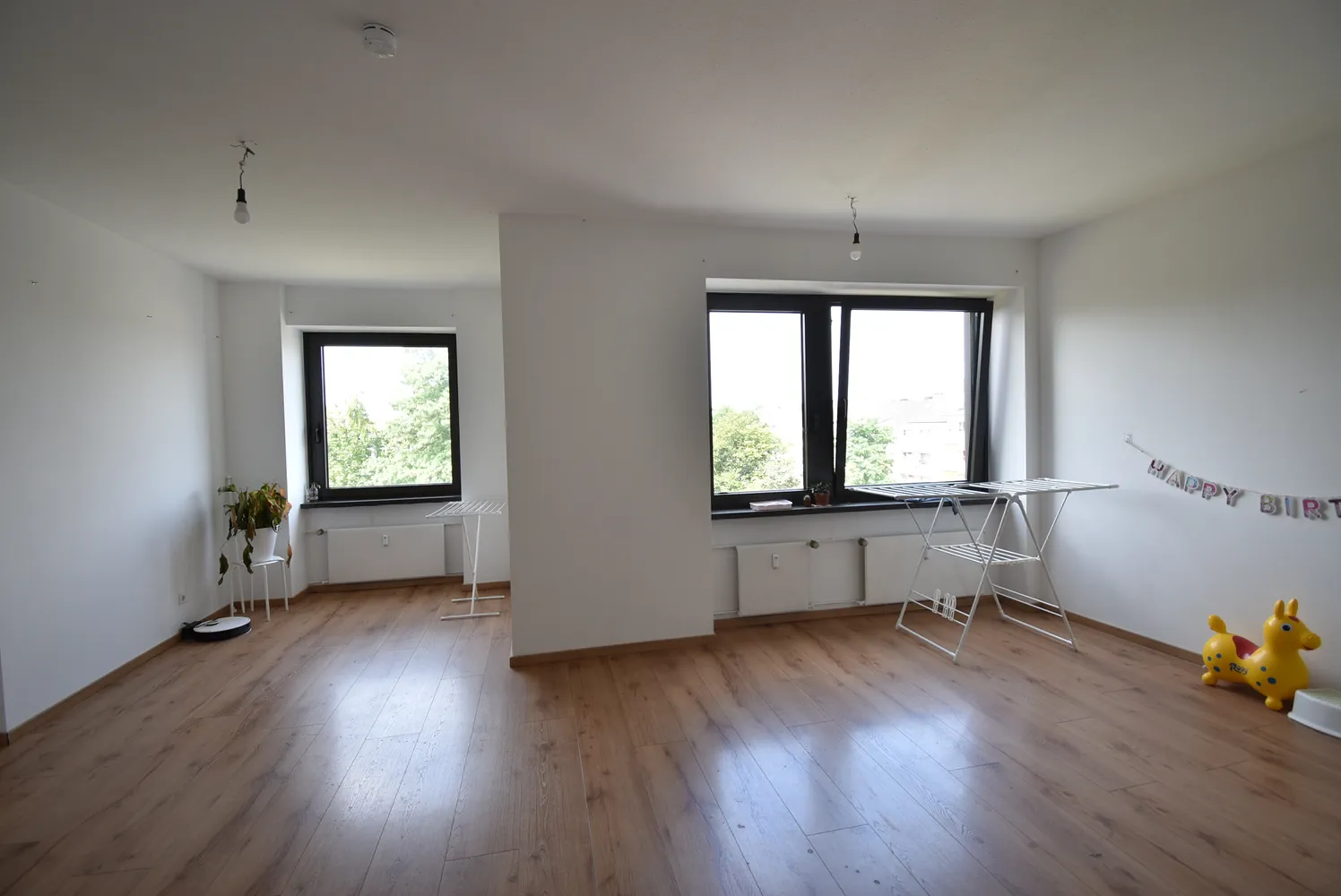 3 Zimmer Wohnung mit 90 m² in Düsseldorf – Bild 2