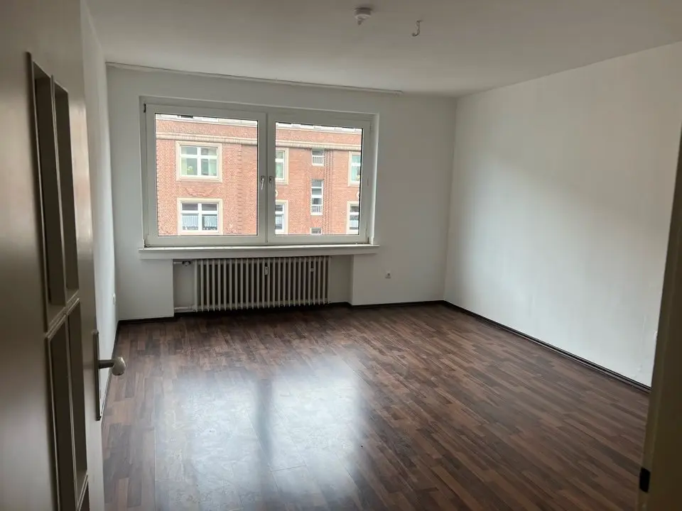 3 Zimmer Wohnung mit 110 m² in Duisburg – Bild 1