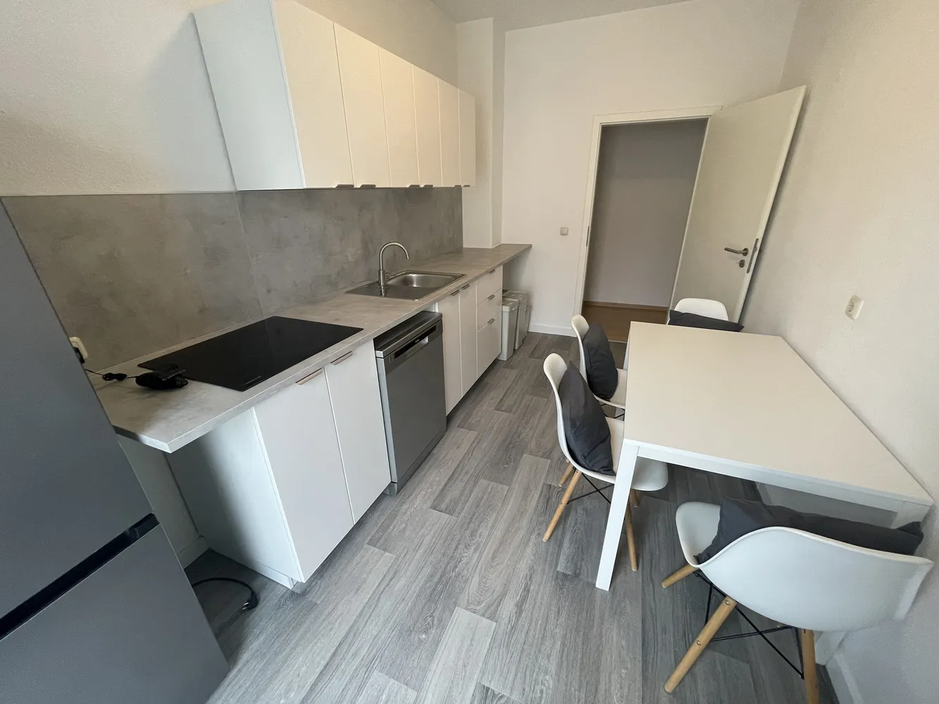 3 Zimmer Wohnung mit 86 m² in Magdeburg – Bild 1