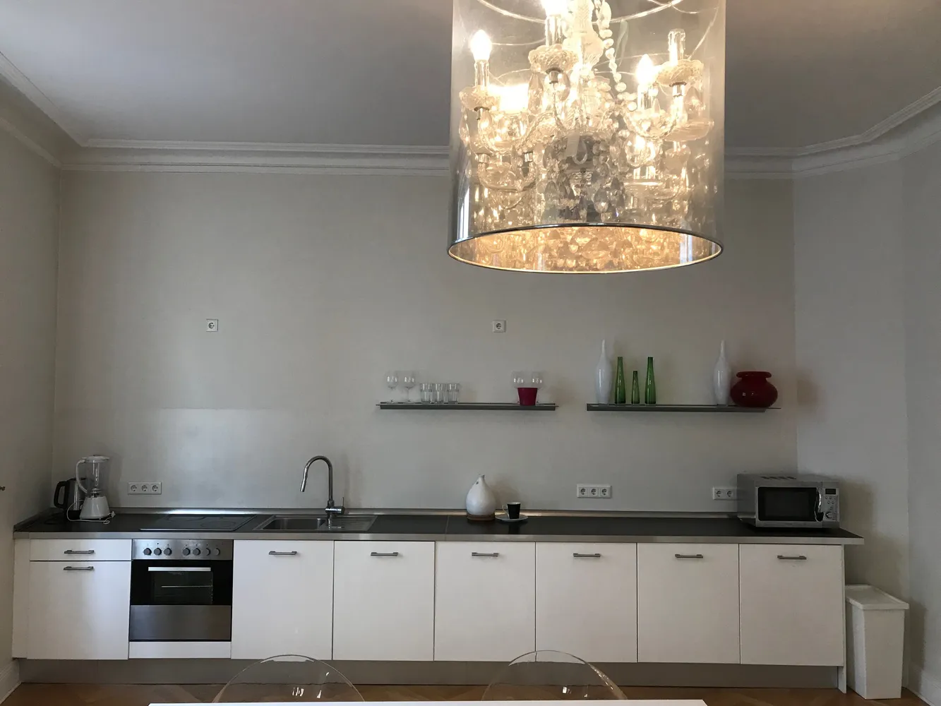 2 Zimmer Wohnung mit 80 m² in Frankfurt am Main – Bild 4