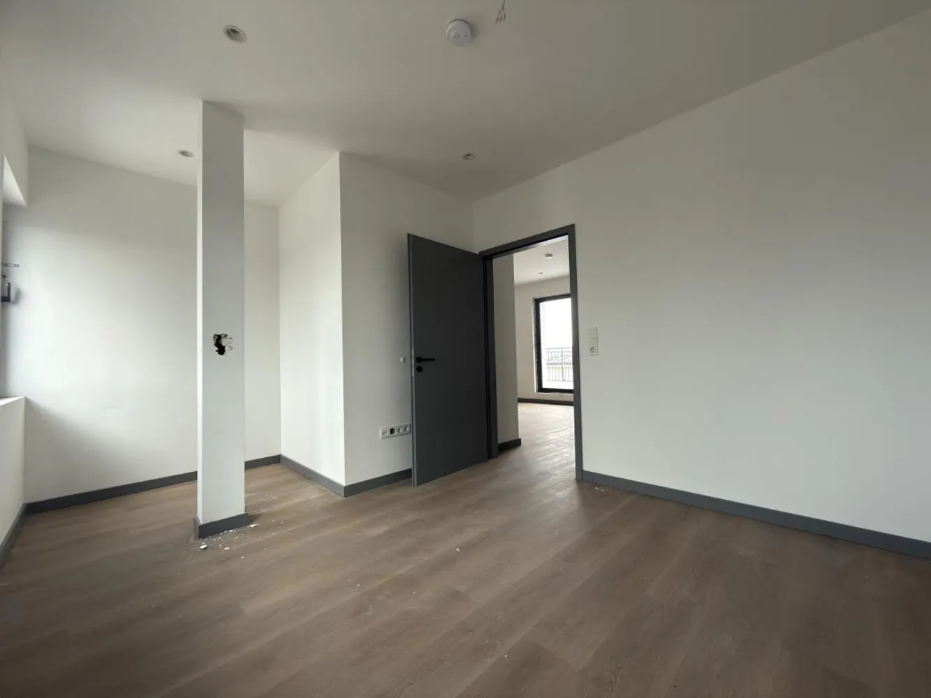 2 Zimmer Wohnung mit 116 m² in Oberhausen – Bild 4