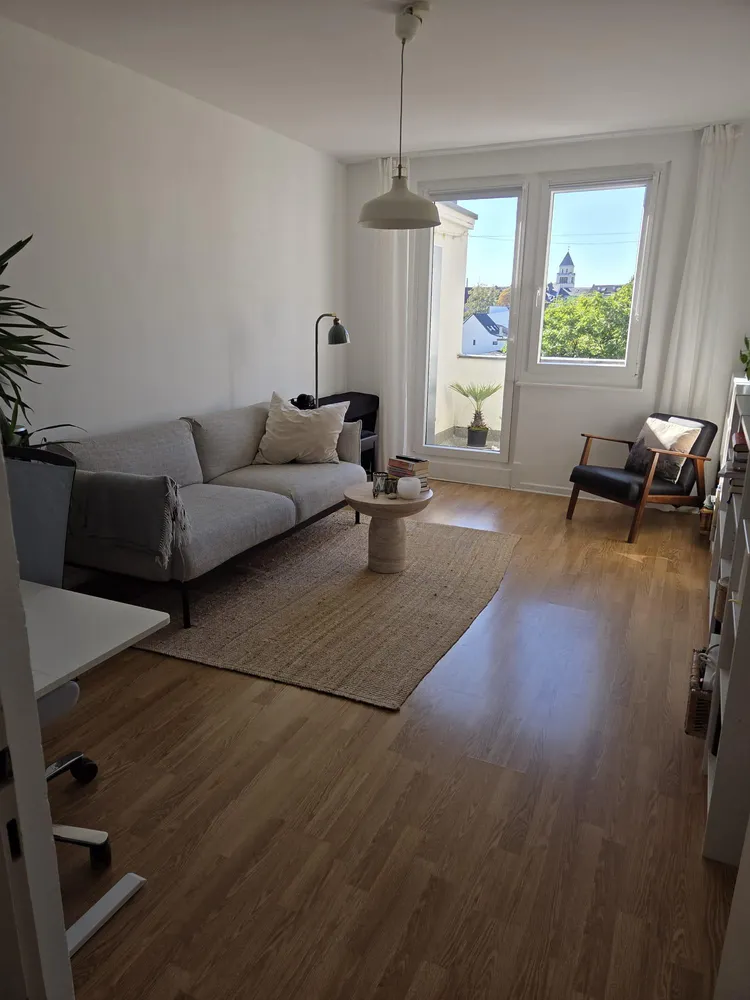 2 room apartment with 57 m² in Düsseldorf – Photo 1