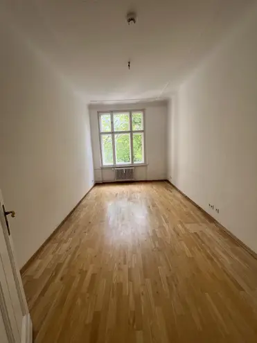 3 Zimmer Wohnung mit 97 m² in Berlin – Bild 4
