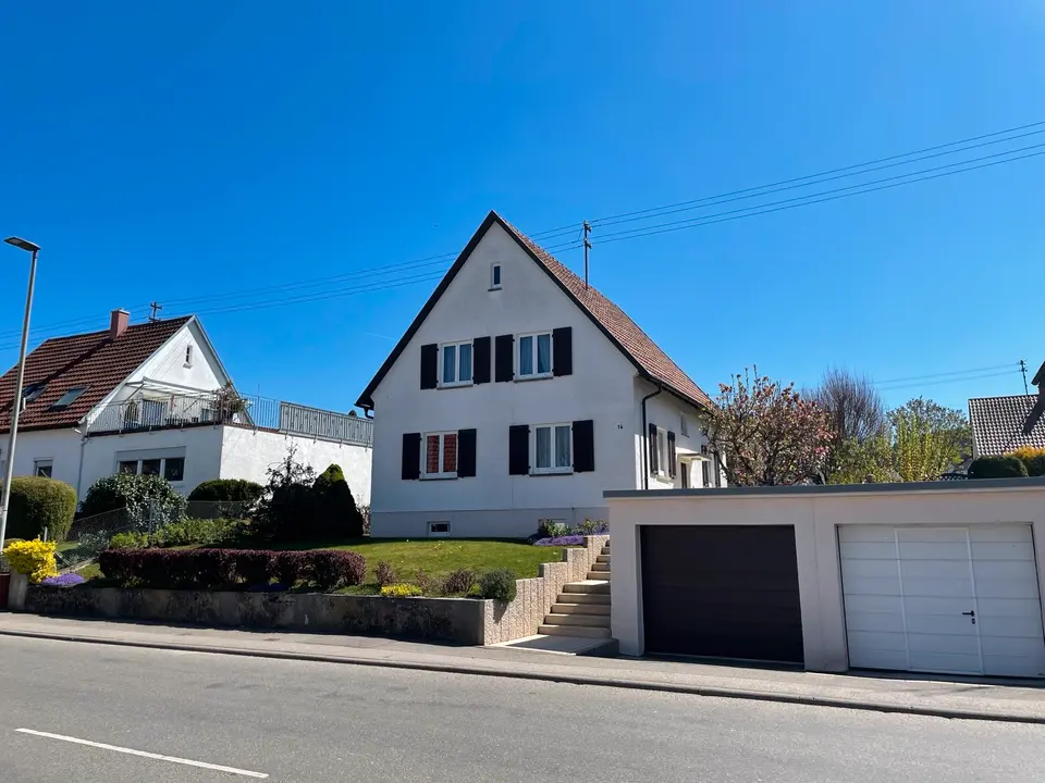 9 Zimmer Haus mit 154 m² in Rottweil – Bild 1